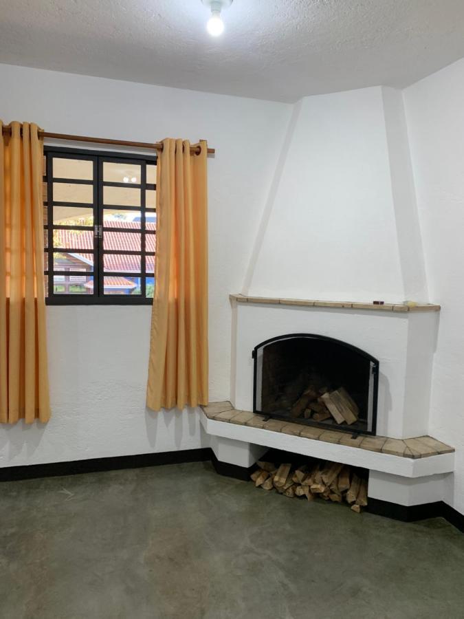 Casa Da Ines Exclusiva Para 01 Ou 02 Casais Ou Familia Монти-Верди Экстерьер фото
